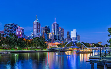 Fototapeta premium Melbourne, Australia – February 18, 2024: Melbourne skyline at blue hour.