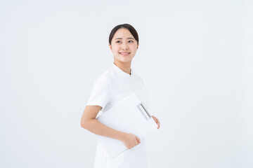 若い看護師の女性