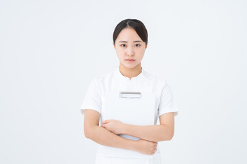 若い看護師の女性