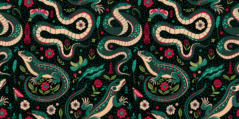 Seamless Vintage Pattern Featuring Folk Art Lizard Serpent Snake Animal Ethnic Floral Forest Motif Retro Woodland Texture Boho Motif Background