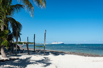 Kreuzfahrt - Landgang auf der Karibikinsel