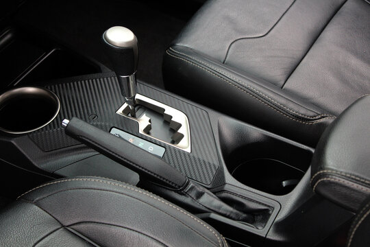 Vinnytsia, Ukraine; February 27, 2025. Toyota RAV4 automatic transmission gearshift stick, Closeup manual shift of Toyota RAV4 gear shifter. Close up of the automatic gearbox lever Toyota RAV4.