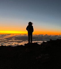 Contemplando el atardecer en Maui