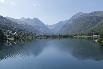 LAGO DE GENOS LONDEVILLE. FRANCIA