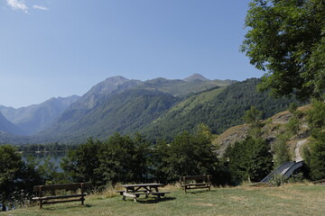 LAGO DE GENOS LONDEVILLE. FRANCIA