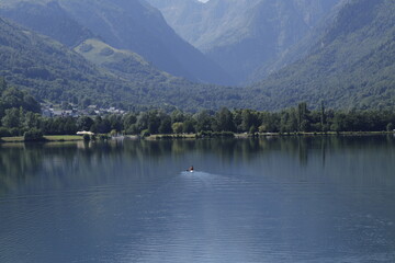 LAGO DE GENOS LONDEVILLE. FRANCIA