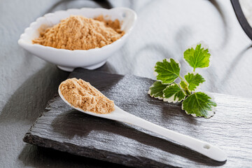 Medicinal and food maca powder