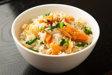 鮭の炊き込みご飯