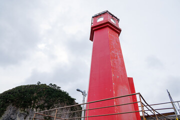 特徴ある赤灯台。
式根島の野伏港に接岸する東海汽船さるびあ丸。
東京都伊豆諸島式根島-2024
