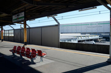 午後の駅