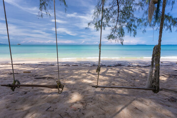 Koh Phayam is located in Koh Phayam Subdistrict, Mueang Ranong District. It is one of two large islands in the Ranong Sea. It has a total area of ​​approximately 34.7 square kilometers