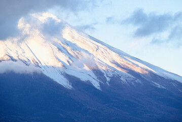 富士山と雪