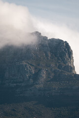 Fototapeta premium Tafelberg, close-up Table Mountain in big cloud, shrouded in fog, Cape Town, South Africa, natural landscape