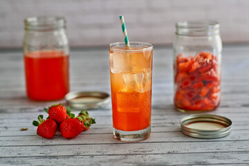 iced tea flavored with fresh strawberries
