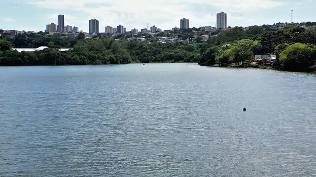 Jaboti Lake in Apucarana, Paran&aacute;, surrounded by tropical vegetation and wildlife