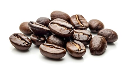 Naklejka premium Roasted coffee beans isolated on white