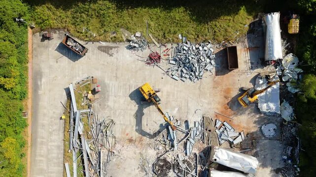 Environmental cleanup. Chemical plant demolition and recycling of metal and steel. Tanks and drums. Rural environment regeneration, oil refinery plant, power plant, Gas Oil depot