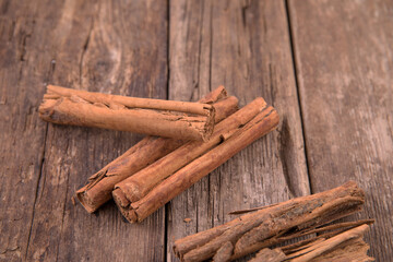 Large sticks of beautiful fragrant cinnamon