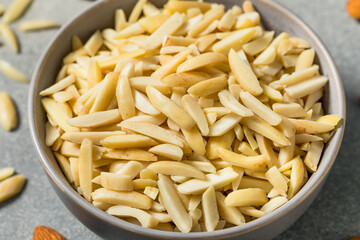 Organic Raw Blanched Slivered Almonds