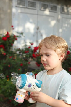 boy with bubbles