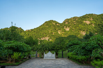 世界遺産チャンアンの自然、寺院と壮大な景観
