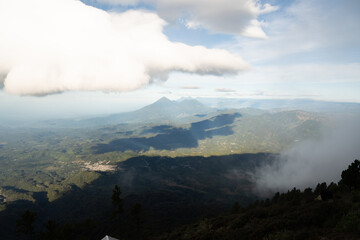 Fototapeta premium Midday view of Guatemalan landscape from volcan Acatenango 