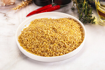 Dry wheat bulgur fow cooking