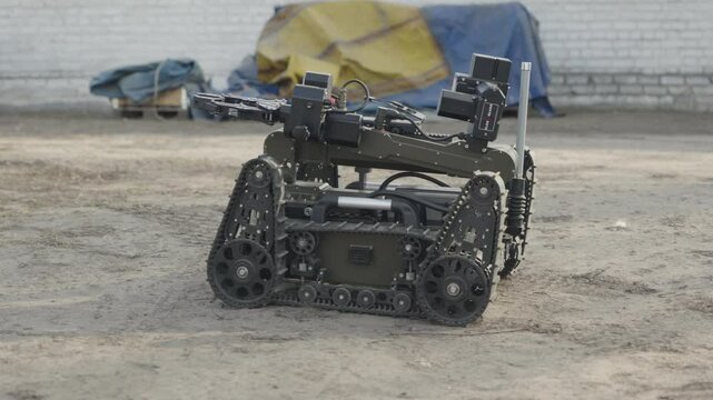 EOD, sapper robot for remote explosive ordnance disposal