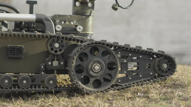 EOD, sapper robot for remote explosive ordnance disposal