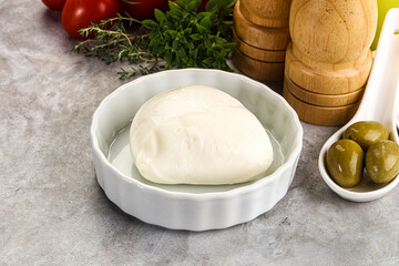 Gurmet organic mozzatla dairy cheese