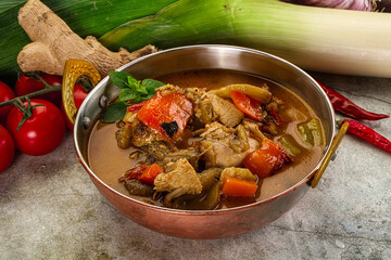Thai curry with chicken and basil