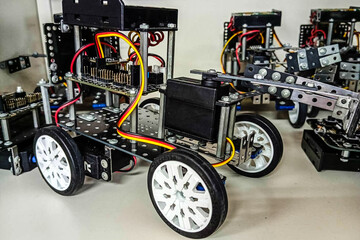 robot maze solving line follower Monolab