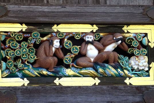 Sculptures des 3 singes temple du Japon