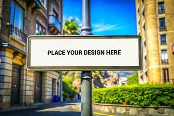 Obraz premium Blank Sign Board on Urban Street with Buildings