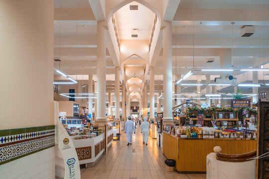 Arabischer Markt - Tradition und Moderne in Nizwa Oman