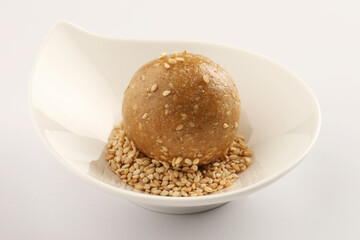 tilgud laddu, or seasame seeds and jaggery laddu made during the festival of sankranti