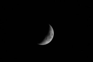 Beautiful new moon on a black background wallpaper. Beautiful new moon in a dark night. Moon wallpaper. Moon background. Turkish luna
