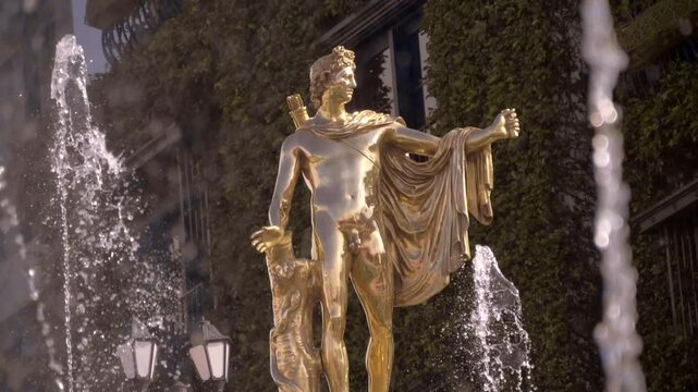 Apollo Belvedere Sculpture in entertainment complex Sun World. Helios Waterfall is the first project of Frilli Gallery in Vietnam. Slow mo, slow motion, high speed camera