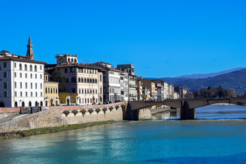Naklejka premium Der Ponte alle Grazie, Brücke über den Arno in Florenz