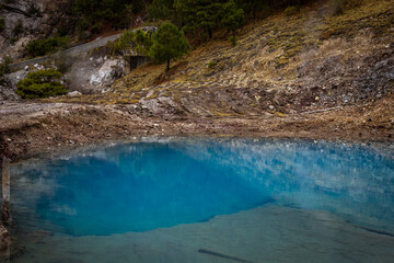 Aguas termales azufradas