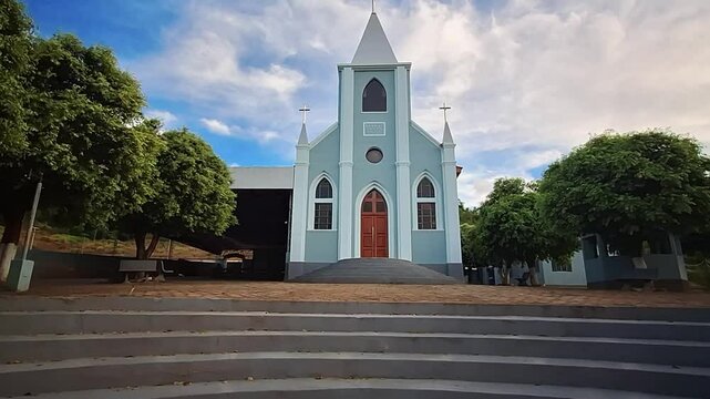 igreja na cidade de Santa Rita do Itueto, Estado de Minas Gerais, Brasil