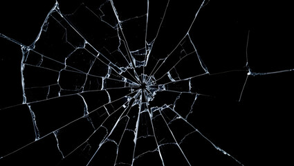 Obraz premium Cracked Glass with Sharp Shards on Black Background – Abstract Texture Design