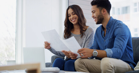 Obraz premium Laptop, happy or couple with paperwork, salary or loan budget for planning household bills. Financial documents, smile and people with income for investment, credit score report and savings audit