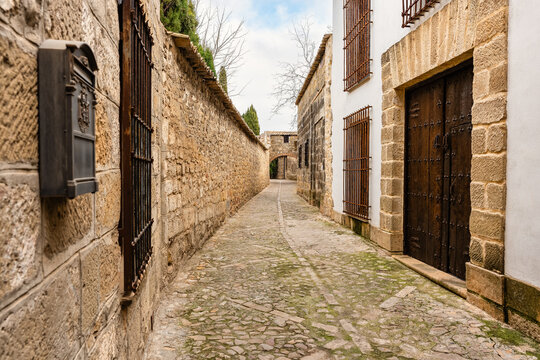Pretty cobbled streets in the old town of the medieval town of Baeza, Jaen.