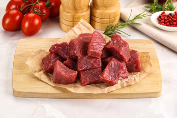 Raw beef cubes for cooking