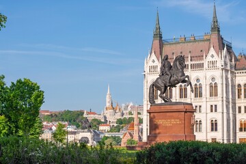 Fototapeta premium Architectural elements of the Hungarian Parliament building in Gothic style. Architecture of Budapest.