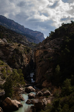 river in mountains