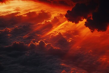 Obraz premium Bright sunlight shining through fluffy white clouds