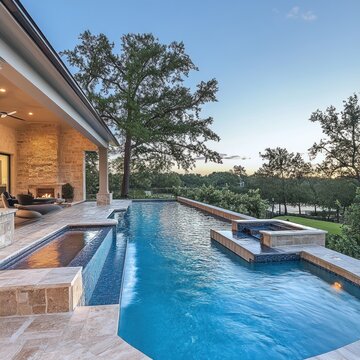 Resort-style luxury pool