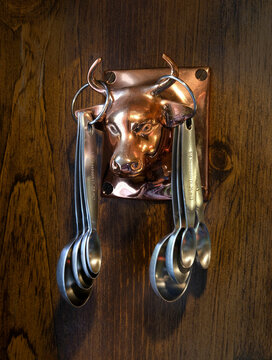 wall decoration with measuring spoons